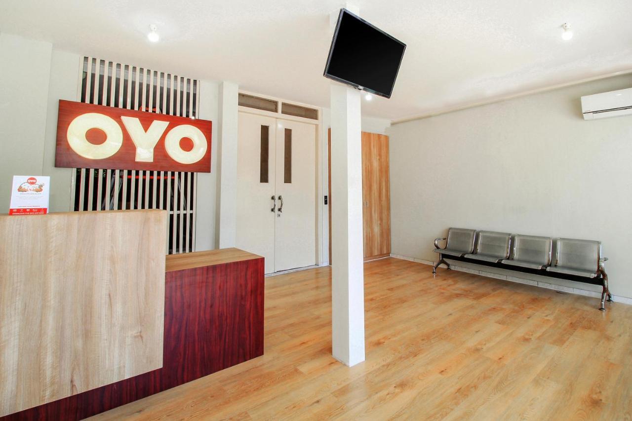 Super Oyo 168 K-15 Residence Сурабая Экстерьер фото